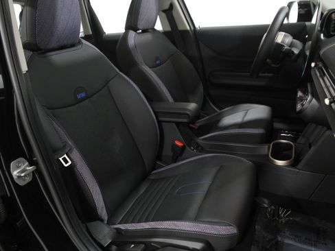 Certified 2025 MINI Cooper S image 16