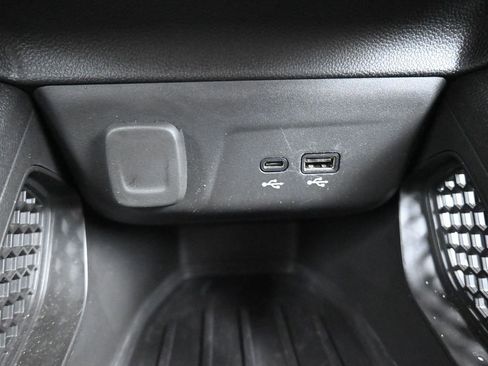 Used 2025 Chevrolet TrailBlazer ACTIV w/ LPO, Trailering Package image 28