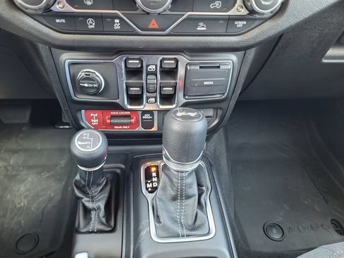New 2026 Jeep Wrangler Unlimited Sport AWD/4WD image 18
