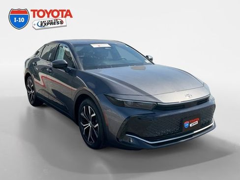Certified 2024 Toyota Crown AWD/4WD image 7