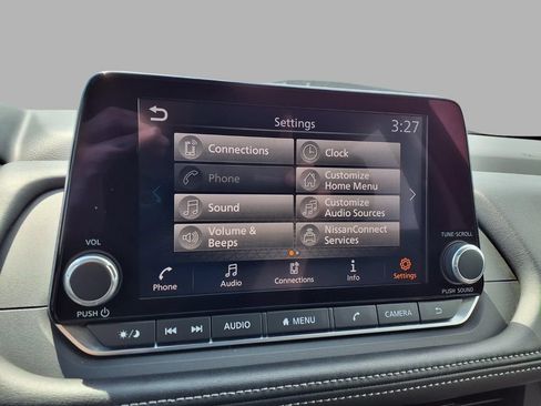 Used 2025 Nissan Rogue SV FWD image 7