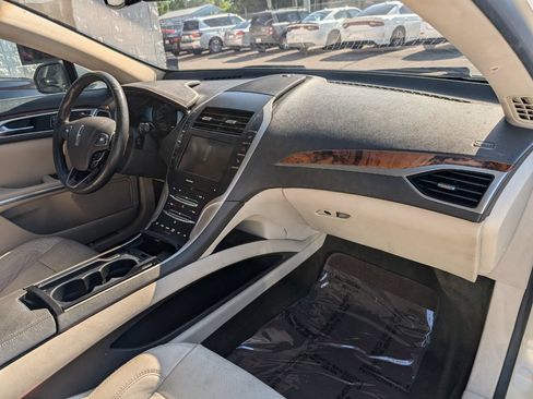 Used 2016 Lincoln MKZ Hybrid w/ Equipment Group 600A Reserve FWD image 10