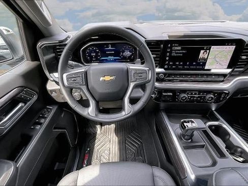 Used 2026 Chevrolet Silverado 1500 LTZ w/ LTZ Premium Package AWD/4WD image 9