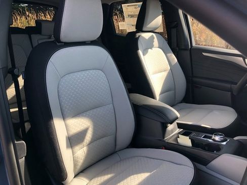 New 2026 Ford Escape Active w/ Active Premium Tech Pack image 14