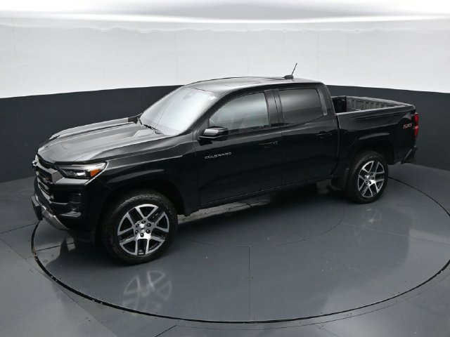 Used 2023 Chevrolet Colorado Z71 w/ Z71 Convenience Package 2 AWD/4WD image 43