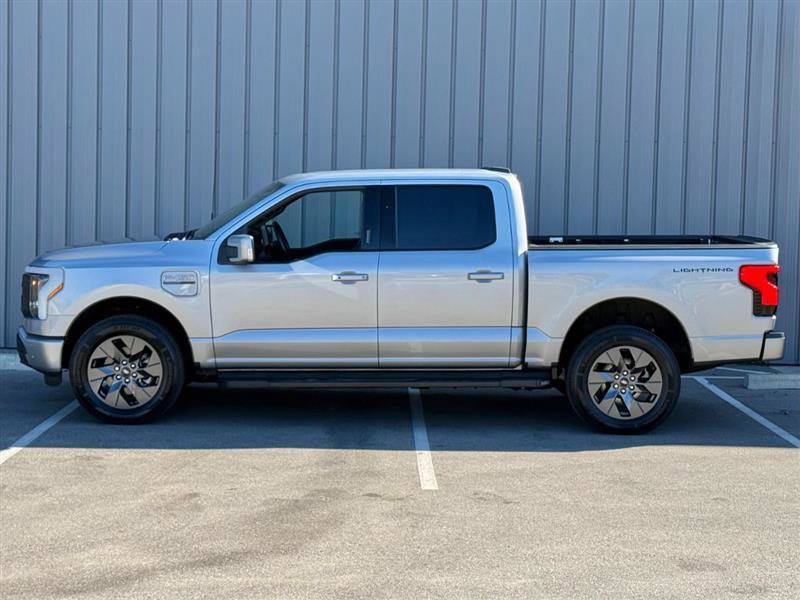 Used 2023 Ford F150 Lightning Lariat w/ Tow Technology Package AWD/4WD image 8