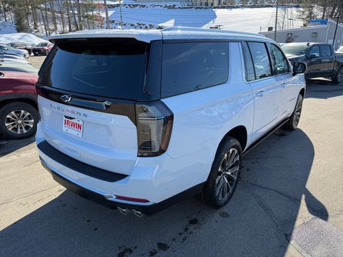 New 2026 Chevrolet Suburban High Country image 16