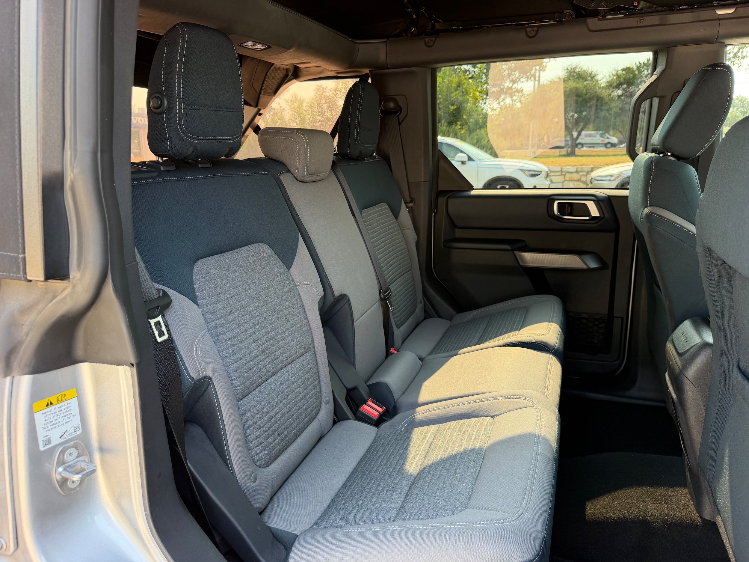 Used 2023 Ford Bronco Outer Banks AWD/4WD image 13