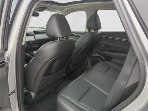 Used 2022 Hyundai Tucson Limited AWD/4WD image 17