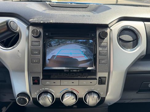 Used 2018 Toyota Tundra SR5 image 16