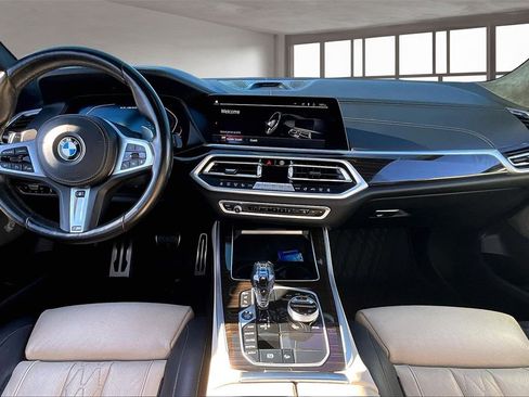 Used 2021 BMW X5 M50i w/ Executive Package image 16