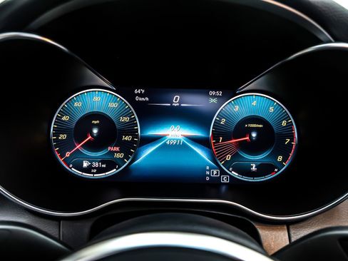 Used 2021 Mercedes-Benz C 300 Sedan image 19