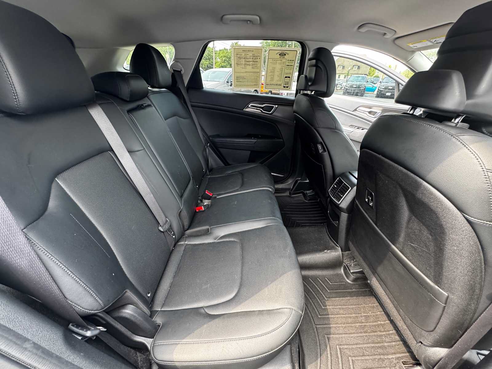 Used 2023 Kia Sportage EX FWD image 27