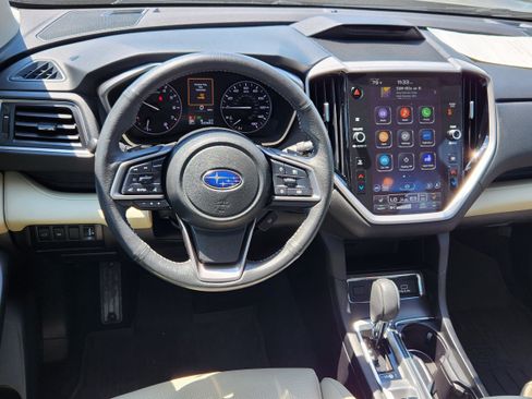 Used 2023 Subaru Ascent Limited AWD/4WD image 9