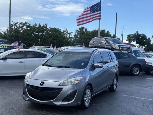 Used 2014 MAZDA MAZDA5 Sport image 33