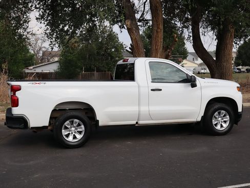 Used 2021 Chevrolet Silverado 1500 W/T w/ WT Value Package AWD/4WD image 4