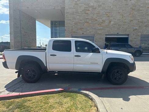 Used 2012 Toyota Tacoma PreRunner RWD image 7