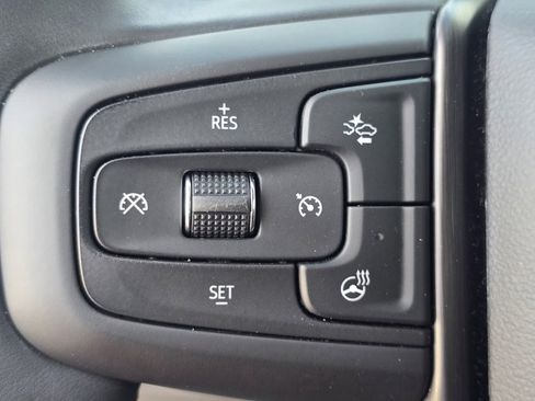 Used 2024 GMC Yukon XL AT4 w/ AT4 Premium Package image 25