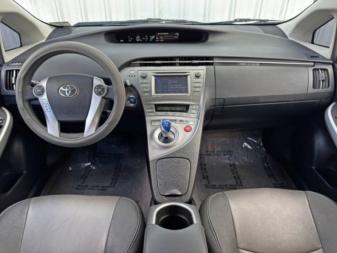 Used 2012 Toyota Prius Three image 11