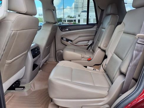 Used 2017 GMC Yukon SLT w/ Premium Edition RWD image 5