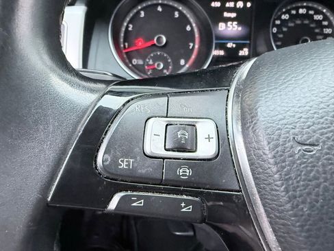 Used 2019 Volkswagen Atlas SE w/ Towing Package image 13