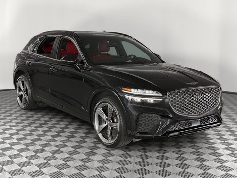 Used 2023 Genesis GV70 3.5T Sport w/ Sport Prestige Package AWD/4WD image 7
