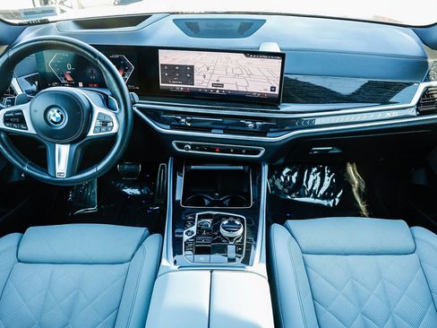 Used 2025 BMW X5 xDrive50e w/ Executive Package image 10