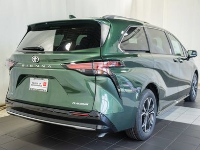 New 2026 Toyota Sienna Platinum