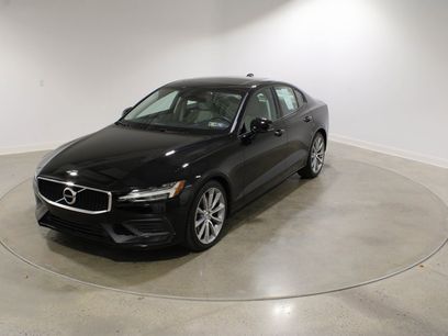 Used 2020 Volvo S60 T6 Momentum w/ Protection Package Premier
