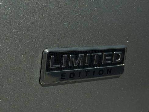 Used 2024 Mitsubishi Eclipse Cross LE AWD/4WD image 37