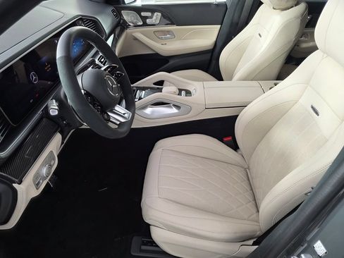 New 2026 Mercedes-Benz GLS 63 AMG 4MATIC image 6
