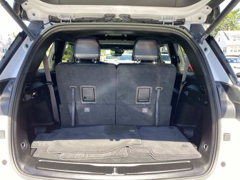 Used 2023 Jeep Grand Cherokee L Laredo AWD/4WD image 5