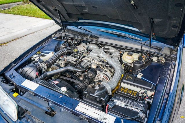 Used 1989 Ford Thunderbird Super RWD image 16