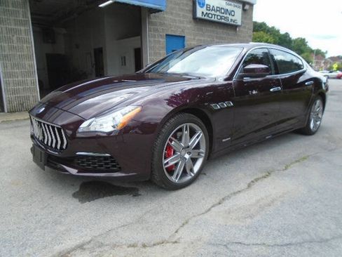 Used 2017 Maserati Quattroporte S GranLusso Q4 AWD/4WD image 2