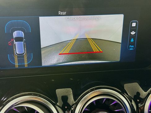 Used 2025 Mercedes-Benz GLA 250 image 19