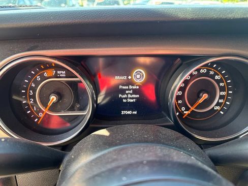Used 2023 Jeep Wrangler Sport AWD/4WD image 19