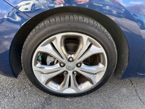 Used 2013 Hyundai Elantra GT w/ Style Pkg image 17