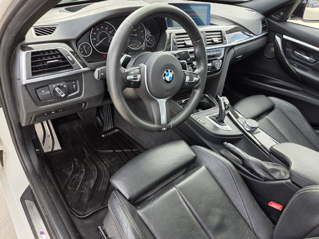 Used 2018 BMW 330i Sedan RWD image 19