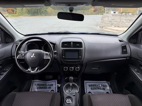 Used 2017 Mitsubishi Outlander Sport SE image 26