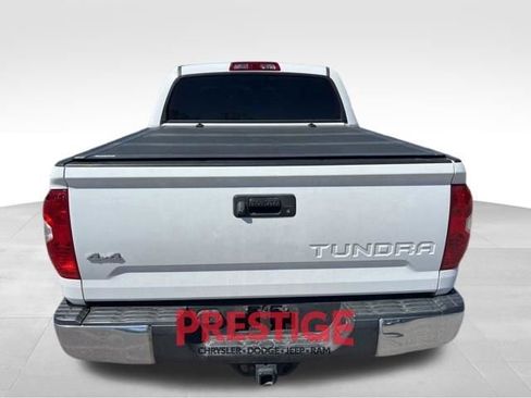 Used 2018 Toyota Tundra Platinum AWD/4WD image 10