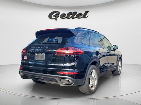 Used 2016 Porsche Cayenne AWD/4WD image 4