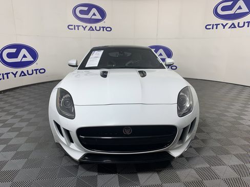 Used 2016 Jaguar F-TYPE Coupe image 9