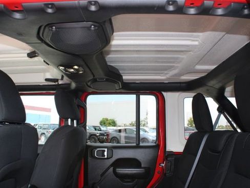 Used 2022 Jeep Wrangler Unlimited Sport AWD/4WD image 34
