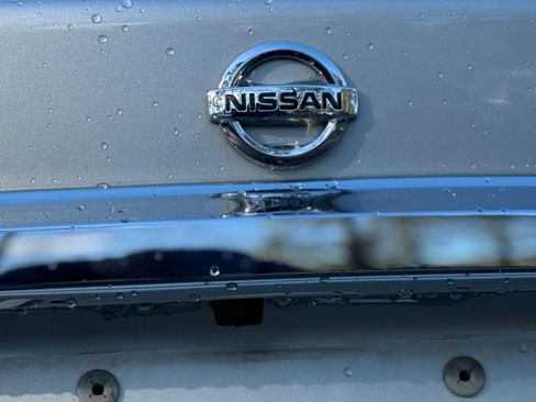 Used 2018 Nissan Maxima 3.5 SV image 10