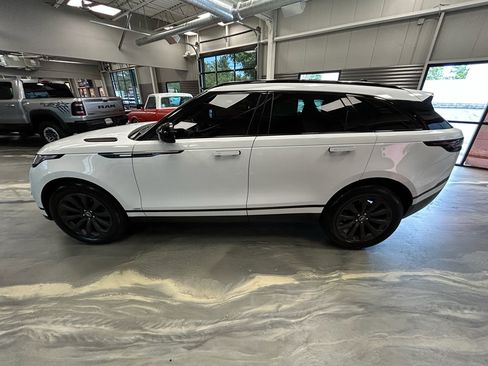 Used 2018 Land Rover Range Rover Velar R-Dynamic SE AWD/4WD image 33