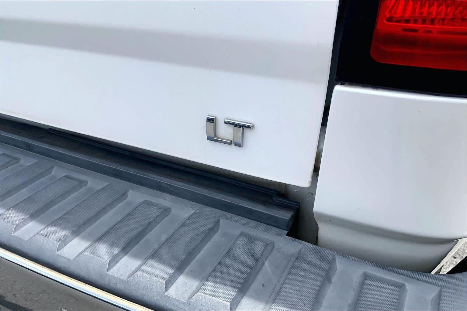 Used 2018 Chevrolet Silverado 1500 LT w/ All Star Edition RWD image 7