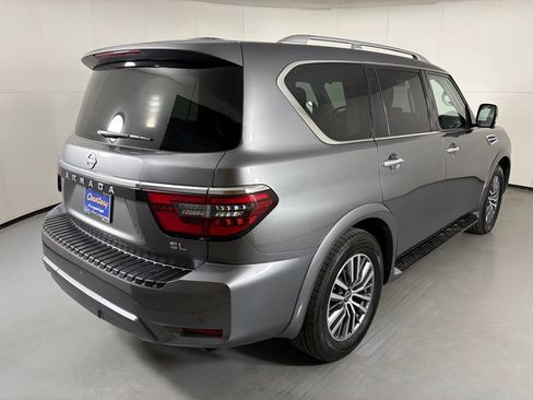 Used 2024 Nissan Armada SL w/ Captain's Chairs Package RWD image 10