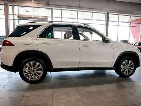 Used 2020 Mercedes-Benz GLE 350 4MATIC w/ Premium Package image 4