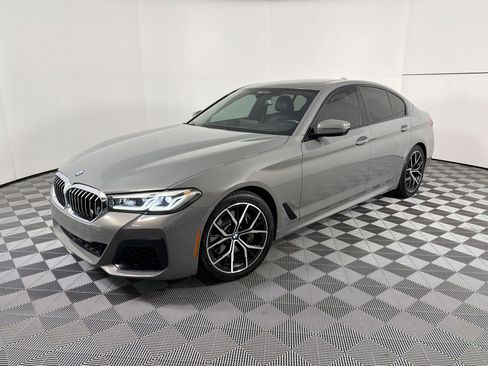 Used 2021 BMW 540i w/ M Sport Package image 1