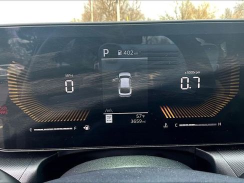 Used 2025 Kia K4 LXS image 12